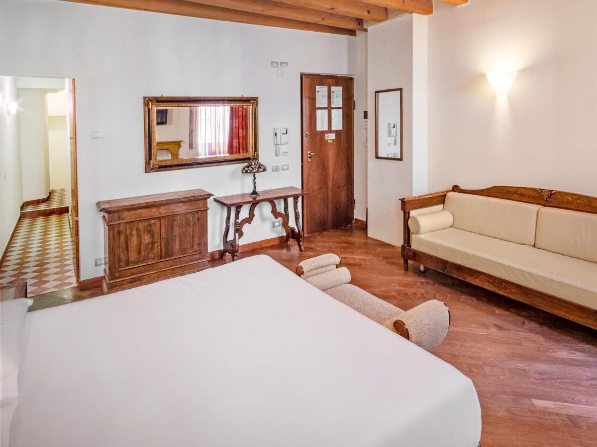 City Centre Rooms And Apartments فيرونا المظهر الخارجي الصورة