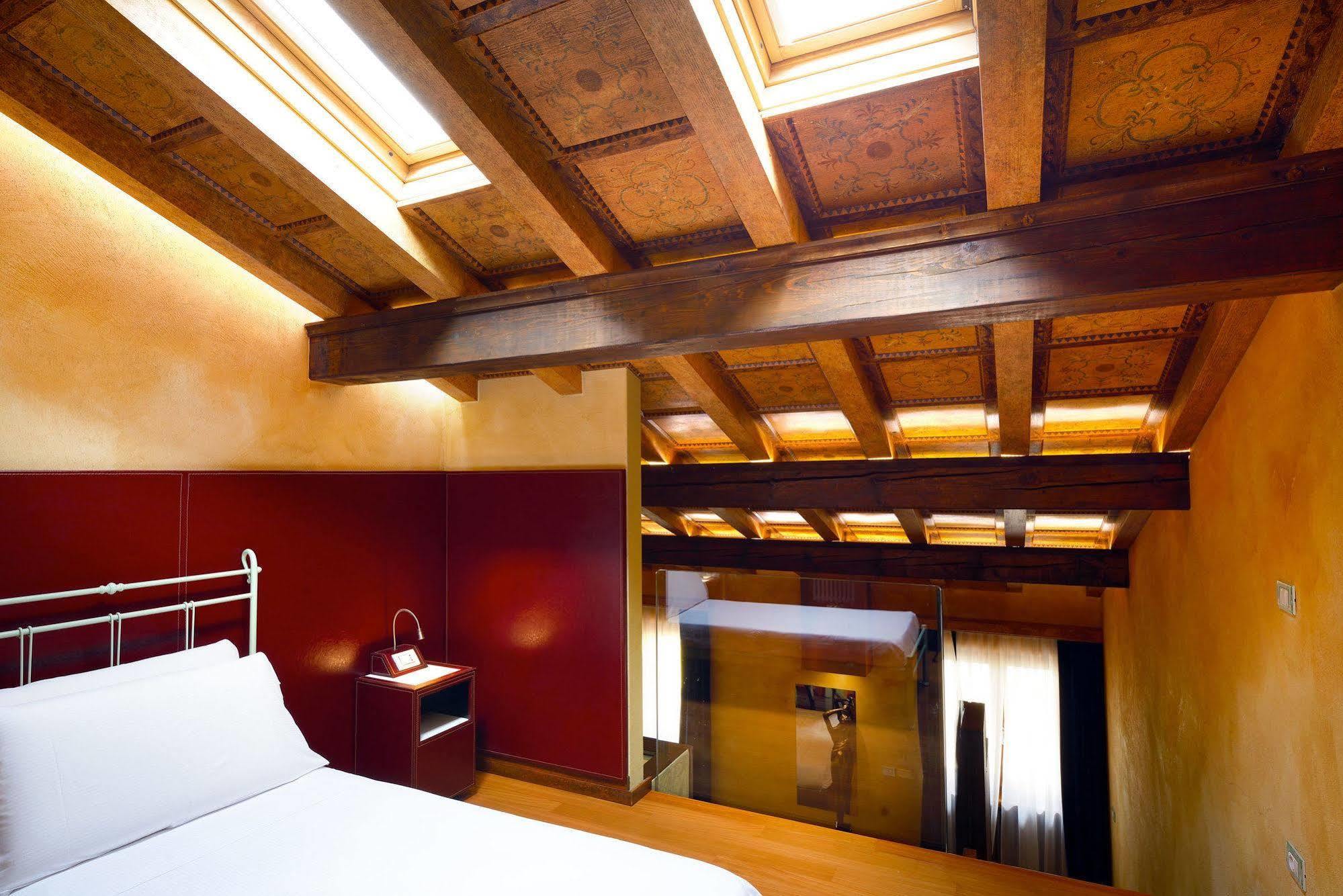 City Centre Rooms And Apartments فيرونا المظهر الخارجي الصورة